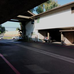 Maple exit gate on a quiet Friday