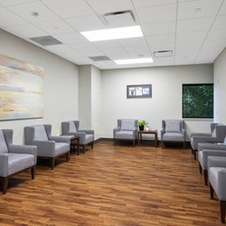 River Oaks Hospital & Clinics