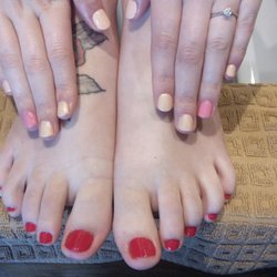 JustNatural Holistic Spa - Manicures and pedicures for individuals or groups.
