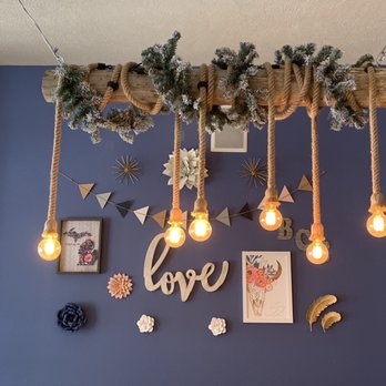 Boss Cider - Decor - Cideries Near Me - Leslie, Michigan