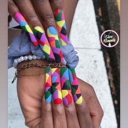 5ive12 Nails