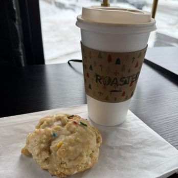 Roasted Lakewood - Vanilla Scone and Winter Spruce Latte - Coffee & Tea Near Me - Lakewood, Ohio