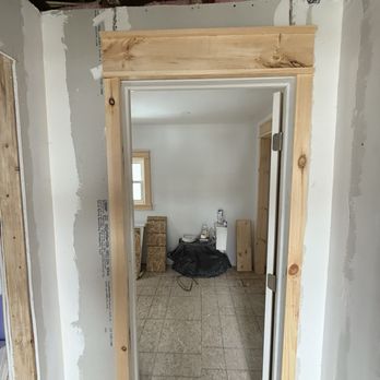 MC Carpentry - Finish trim horribly cut, uneven, and put up before drywall is done and finished. - Carpenters Near Me MC Carpentry - Finish trim horribly cut, uneven, and put up before drywall is done and finished. - Carpenters Near Me