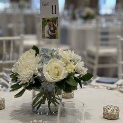 Bo Ty Walker Florist - Table arrangement