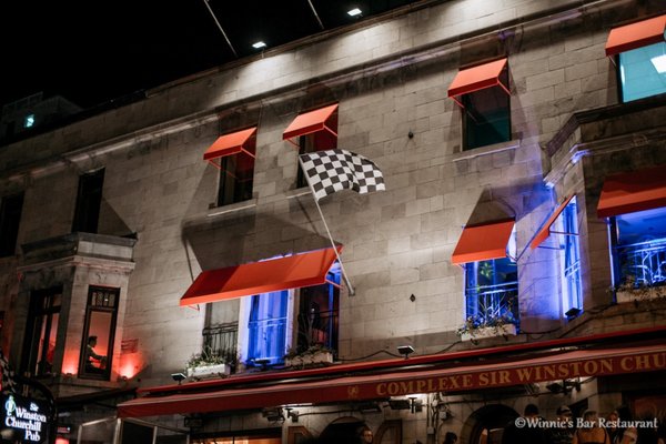 Winnie's Bar Restaurant by null