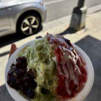 Monsarrat Shave Ice - Matcha and strawberry with azuki beans and condensed milk - Shaved Ice Near Me - Honolulu, Hawaii