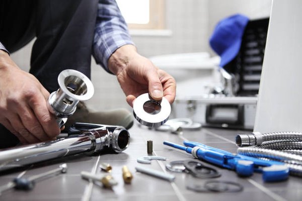 Elite Plumbing Experts Logo