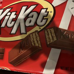 Target - $3.89 for 2lbs KitKat!!!