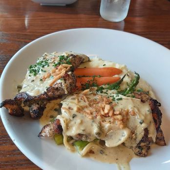 Mountaineer Grill - Herb marinated chicken cutlet - New American Near Me - McKinley Park, Alaska