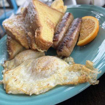Maniac-Mikes Cafe - New American Near Me - Upland, California