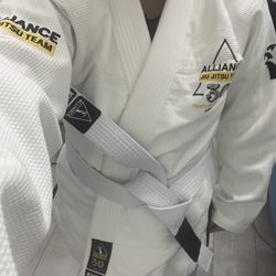 Upper Alliance Jiu Jitsu - The GI