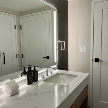 Sheraton Nashua - Hotels Near Me - Nashua, New Hampshire Sheraton Nashua - Hotels Near Me - Nashua, New Hampshire
