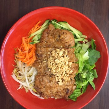 鼎越鴻越南美食 11 Photos Vietnamese 文德路22巷4弄2號 內湖區 台北市 Taiwan Restaurant Reviews Phone Number