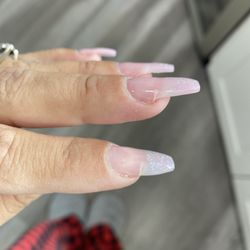 Paris Nails & Spa - Day 3, tip broke , nails started lifting