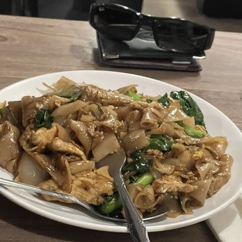 Pa Ord Noodle - Pad See-Ew - Thai Near Me - Los Angeles, California