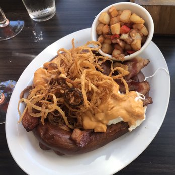 Hash Kitchen - Breakfast & Brunch Near Me - Chandler, Arizona