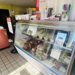 Sam's Delicatessen - Inside