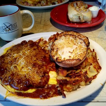 Spruce Goose Cafe - Chili cheese omelet - American Near Me - Port Townsend, Washington