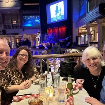 Buck Owens' Crystal Palace - The diners... happy and hungry! Rhaya didn't let us down!!! - Bars Near Me - Bakersfield, California