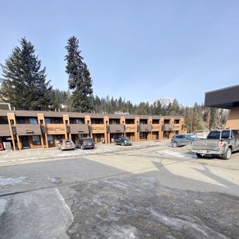 Marmot Lodge - Rooms - Hotels Near Me - Jasper, Alberta