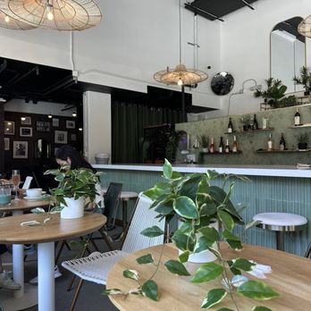 Les Deux Amis - Cafes Near Me - San Francisco, California