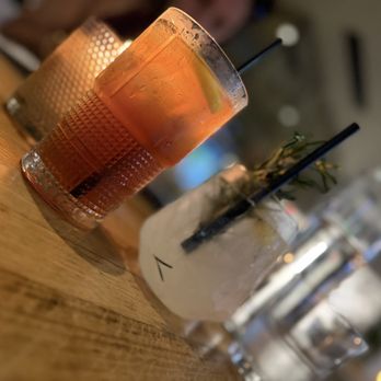 Moxies - Bombay Lemonade and Long Island iced tea - Lounges Near Me - Miami, Florida Moxies - Bombay Lemonade and Long Island iced tea - Lounges Near Me - Miami, Florida