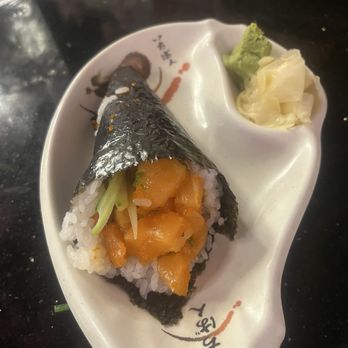 Dzo Pho Sushi Hibachi - Hand Rolls - Sushi Bars Near Me - Kenneth City, Florida Dzo Pho Sushi Hibachi - Hand Rolls - Sushi Bars Near Me - Kenneth City, Florida