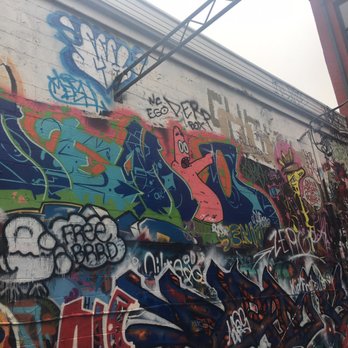 Graffiti Warehouse - Museums Near Me - Baltimore, Maryland