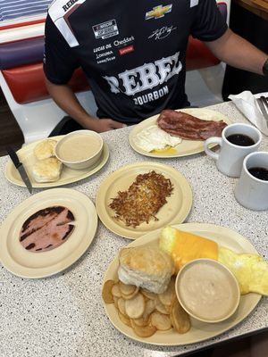 Bluff City Diner by null