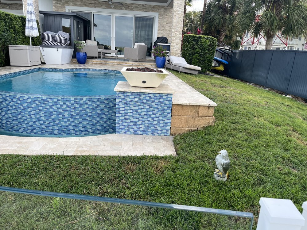 Slide of R N R Pressure Cleaning and Roof Washing