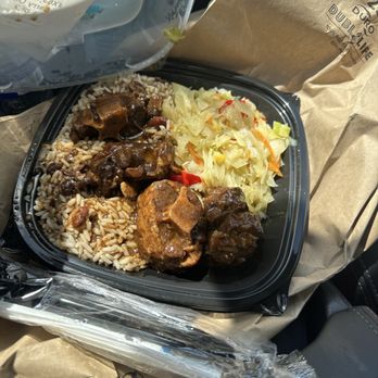 Dat Jerk Caribbean Chargrill - Oxtails!!! Be right back !! - Caribbean Near Me - Glenarden, Maryland
