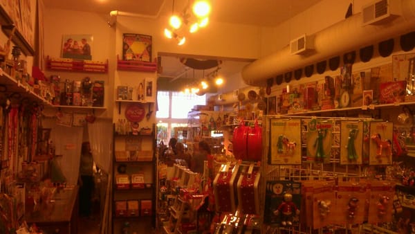 Tiddle E. Winks Vintage 5 & Dime by null