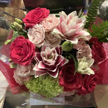Barbara's Flowers - Pics 5 - Florists Near Me - New York, New York
