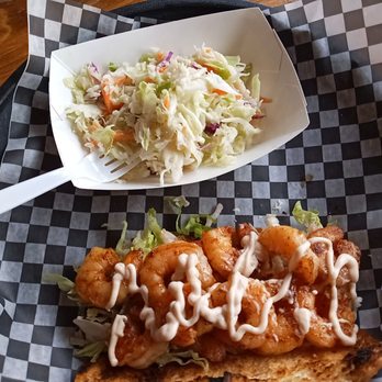 The Tipsy Cow Bar and Grill - Shrimp Po Boy - Cheesesteaks Near Me - Cedar Key, Florida