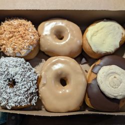 The Donut Hut & Bakery