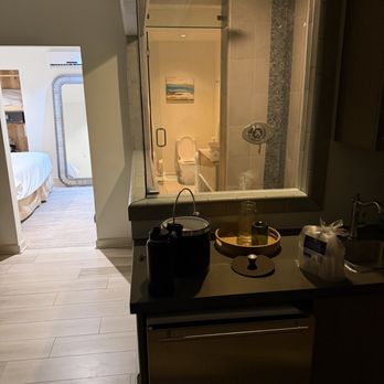 SCP Seven4One - The exposed shower/bathroom. The suite fridge and sink is in the main living area. - Hotels Near Me - Laguna Beach, California