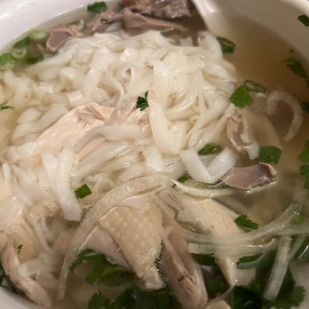 Pho Element - 18 - Chicken Noodle Soup - - Ph G - Vietnamese Near Me - San Mateo, California Pho Element - 18 - Chicken Noodle Soup - - Ph G - Vietnamese Near Me - San Mateo, California