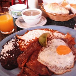 Desayuno de campeones en Krikas