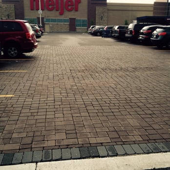 Meijer - Closer look at the cobbled lot. There is gravel below and between the pavers. Interested to see how they hold up to snow plows - Grocery Near Me - Oak Creek, Wisconsin