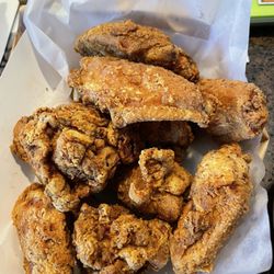 Eleazers - 10 piece Wings