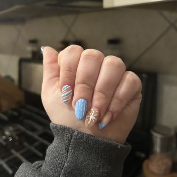 Vi Nails and Spa - Full set - Nail Salons Near Me - Santa Fe, Texas