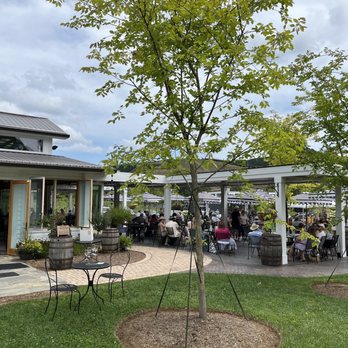 Old Barn Winery - outdoor dining area - Wineries Near Me - West Jefferson, North Carolina Old Barn Winery - outdoor dining area - Wineries Near Me - West Jefferson, North Carolina