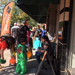 Boost Mobile Premier - Free Swag! Free Candy! Free Phones!