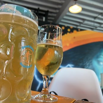 Hi-Wire Brewing - Breweries Near Me - Wilmington, North Carolina