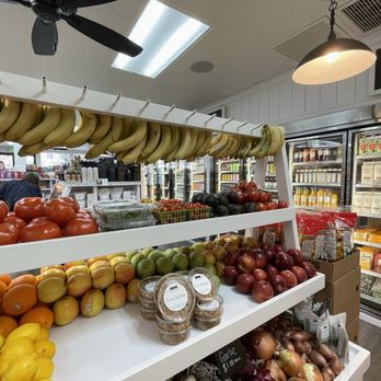 KITCHEN MARKET Updated June 2025 38 Photos 10 Reviews 2811 E 348s