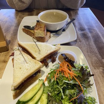 Wendel's Bookstore & Cafe - Breakfast & Brunch Near Me - Fort Langley, British Columbia Wendel's Bookstore & Cafe - Breakfast & Brunch Near Me - Fort Langley, British Columbia