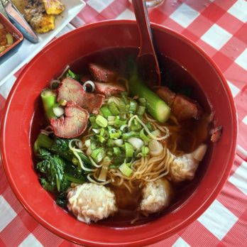 Penny's Noodle Shop - Wonton Soup - Noodles Near Me - Chicago, Illinois Penny's Noodle Shop - Wonton Soup - Noodles Near Me - Chicago, Illinois