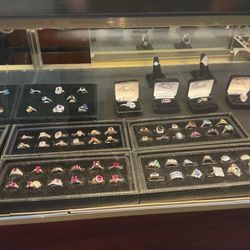 Colucci's Jewelers