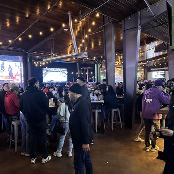 Little Woodrow's Webster - Back bar - Sports Bars Near Me - Webster, Texas Little Woodrow's Webster - Back bar - Sports Bars Near Me - Webster, Texas