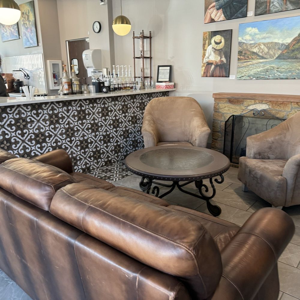 La Finca Coffee Shop - Seating area - Coffee & Tea Near Me - St Louis, Missouri